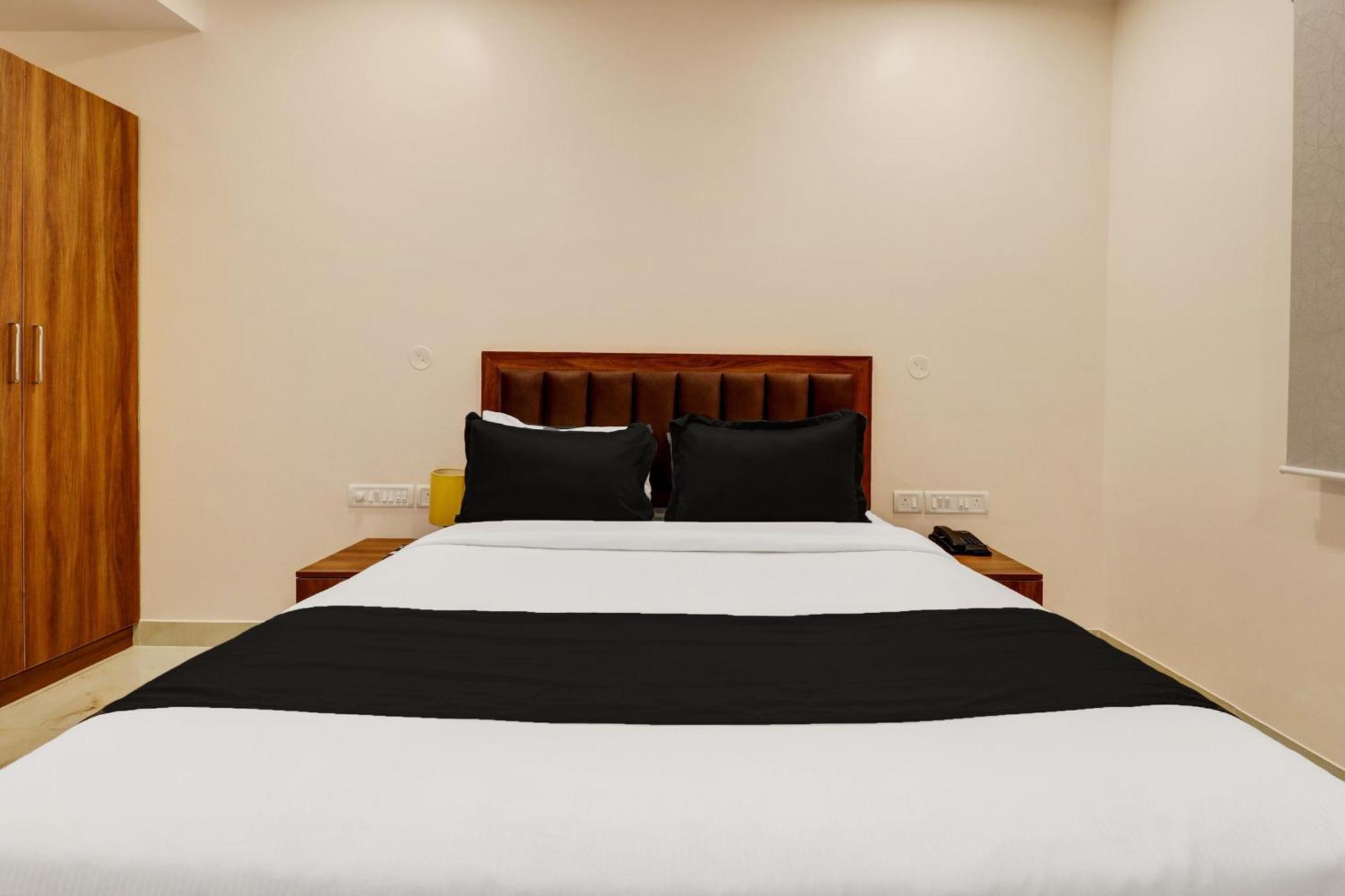 Super Townhouse Arekere Near Mithai Mahal バンガロール エクステリア 写真