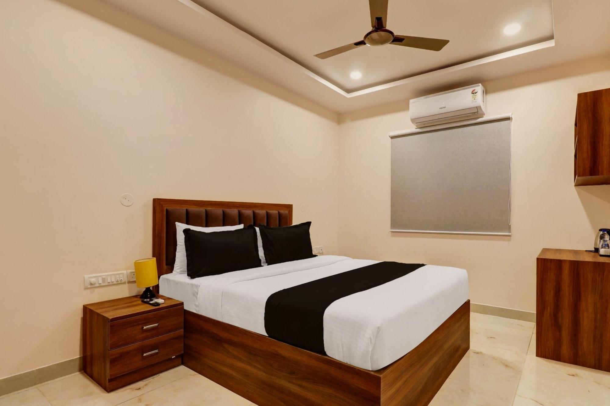 Super Townhouse Arekere Near Mithai Mahal バンガロール エクステリア 写真